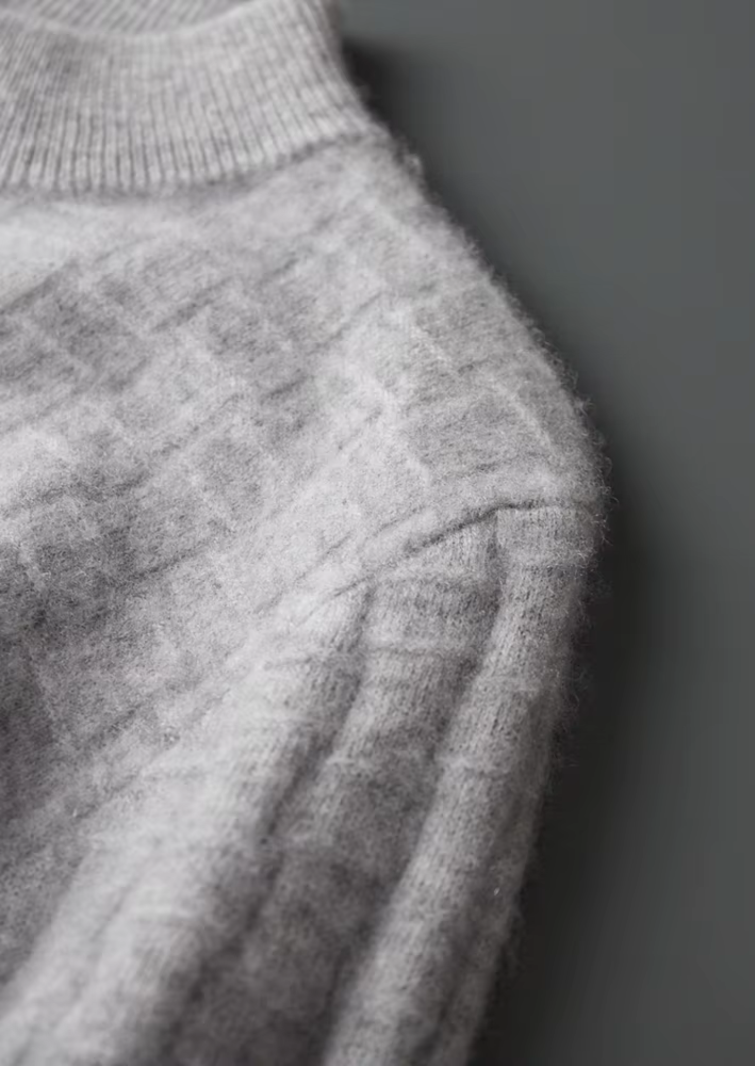 Cavallo  WOOL TEXTURED MOCKNECK