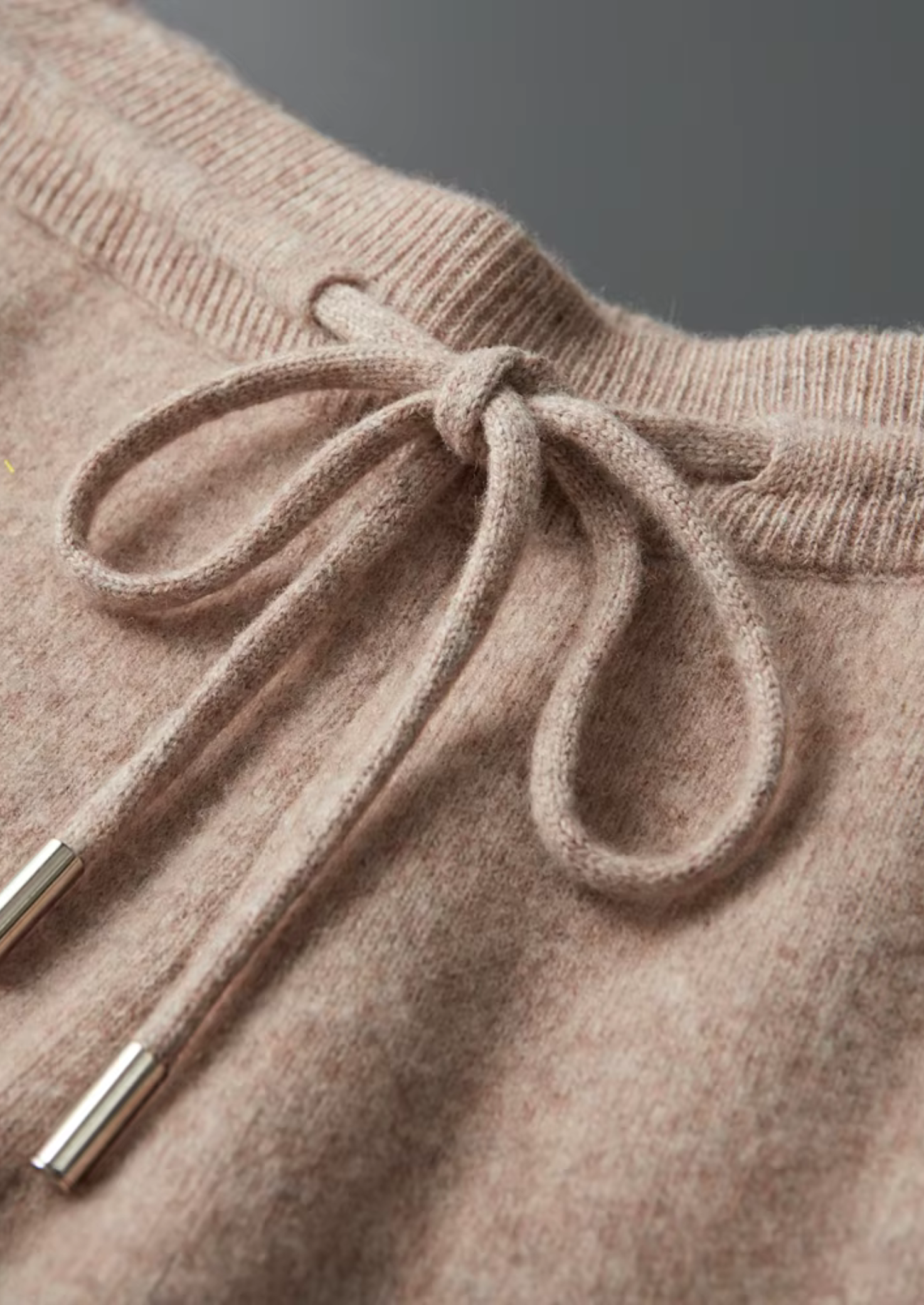 100%  WOOL SAVRO TRACKSUIT