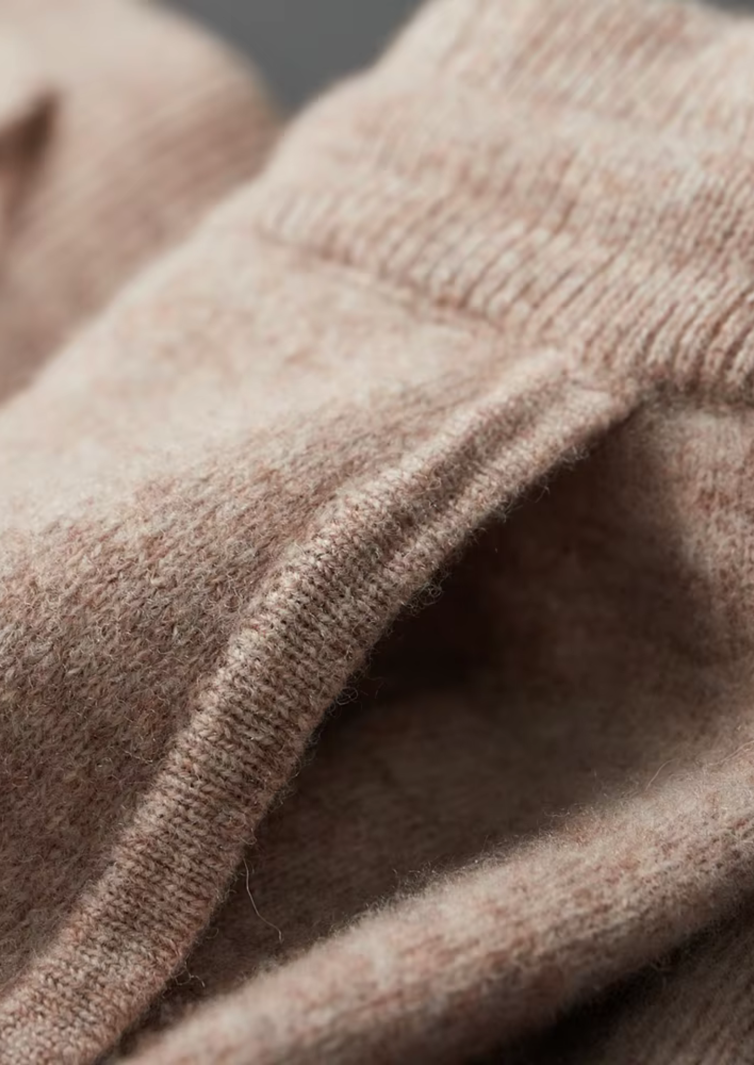 100%  WOOL SAVRO TRACKSUIT