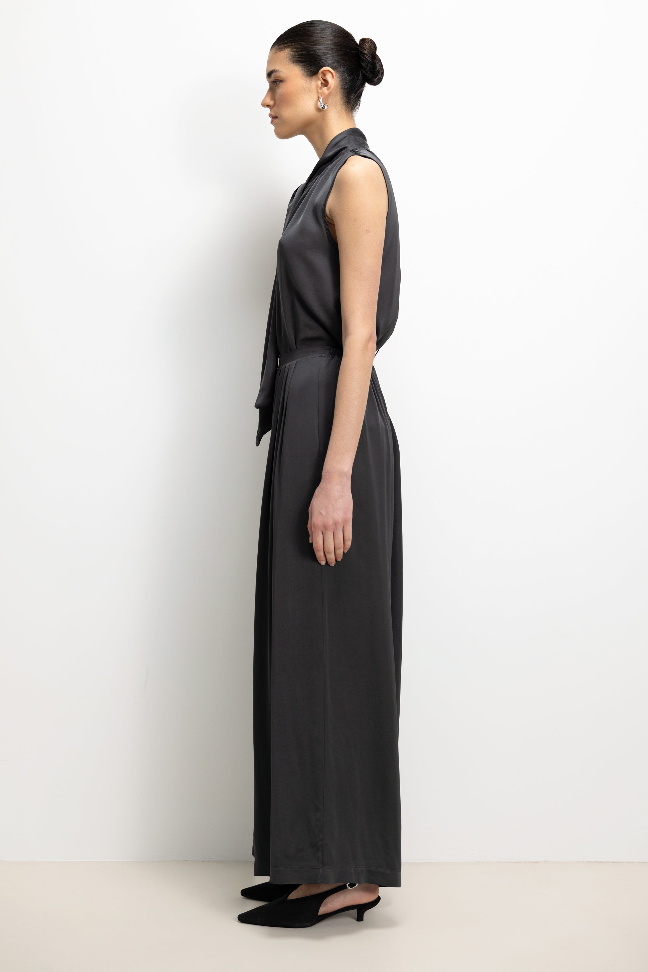Arden Pleated Elastic Waist Satin Trousers | Anthracite
